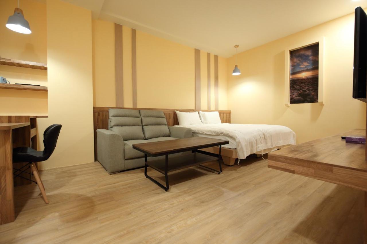 Pin House Apartment Hualien City Ngoại thất bức ảnh